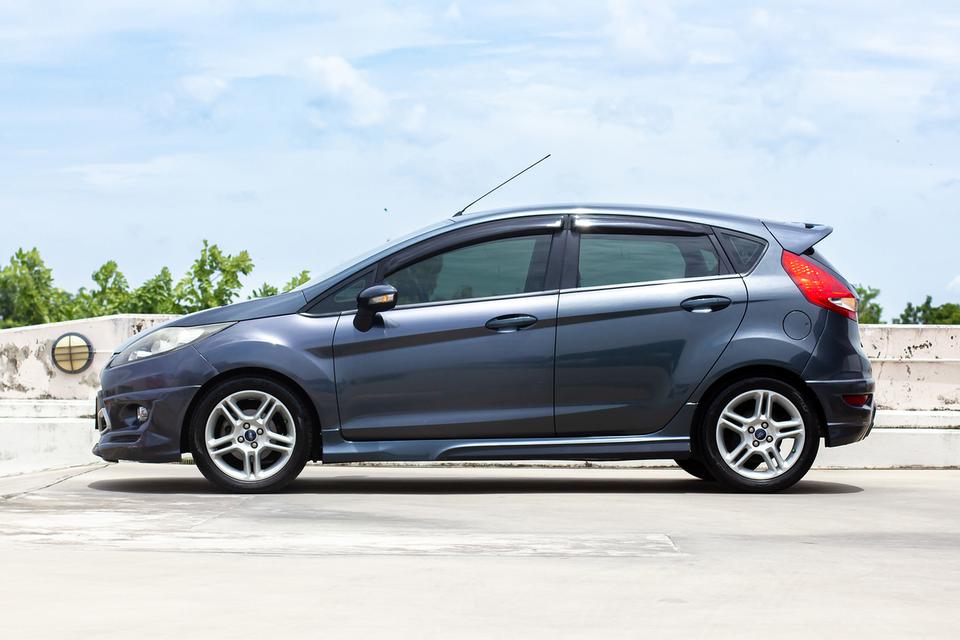 FORD Fiesta 1.5 Sport Hatchback 2012 จด 2013 7