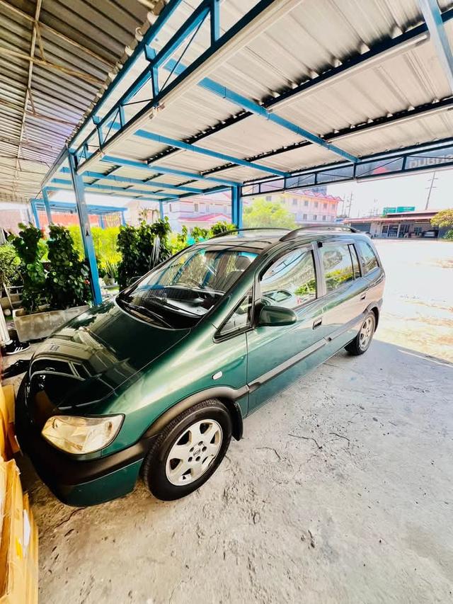 Chevrolet Zafira สีเขียว