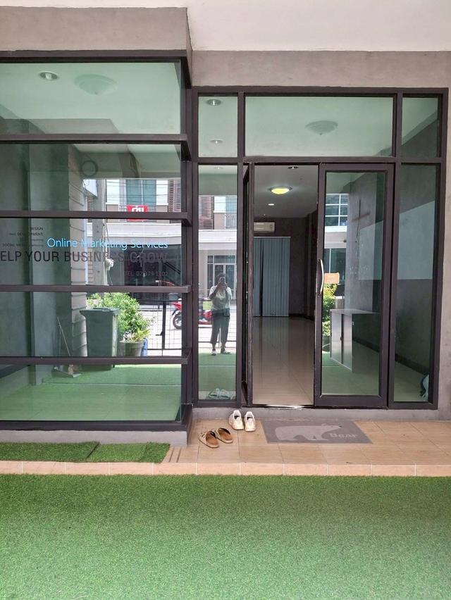 ทาวน์โฮม 4 ชั้น อาคาร Premium Place 3