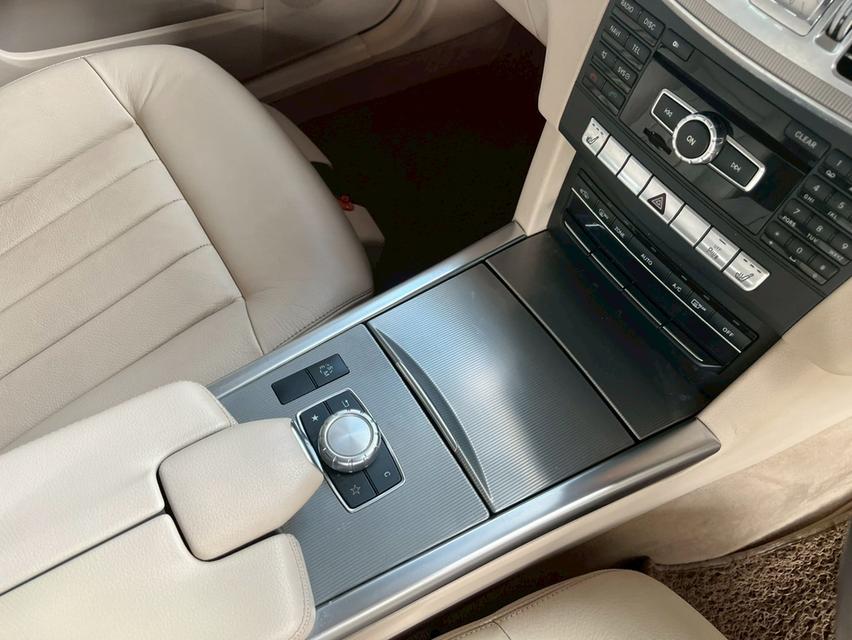 Benz E300 AMG Bluetec (W212) 2014 พร้อมใช้งาน 8