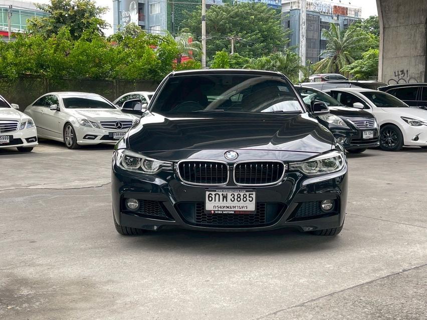 รหัสรถ WRT3885 BMW 330e Limousine M Sport LCI ปี 2017