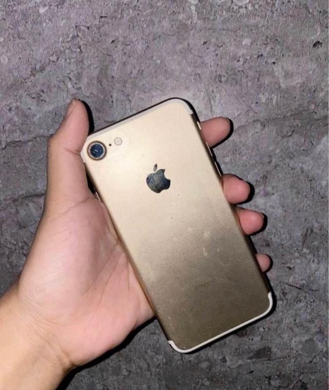 iPhone 7 สีทอง