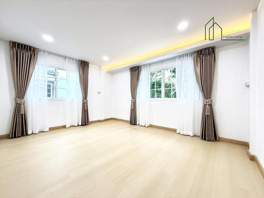 บ้านหลังมุม แต่งสวยพร้อมอยู่ หมู่บ้านคราประยูร ทวีวัฒนา - กาญจนาภิเษก 28  12