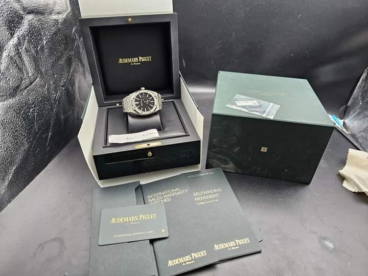 AUDEMARS PIGUET Royal Oak Black Dial Stainless Steel