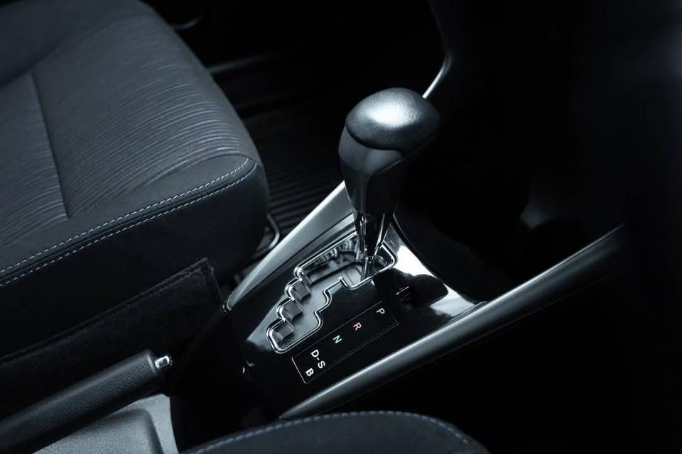 Toyota 1.2G hatchback auto 9 หมื่น 8