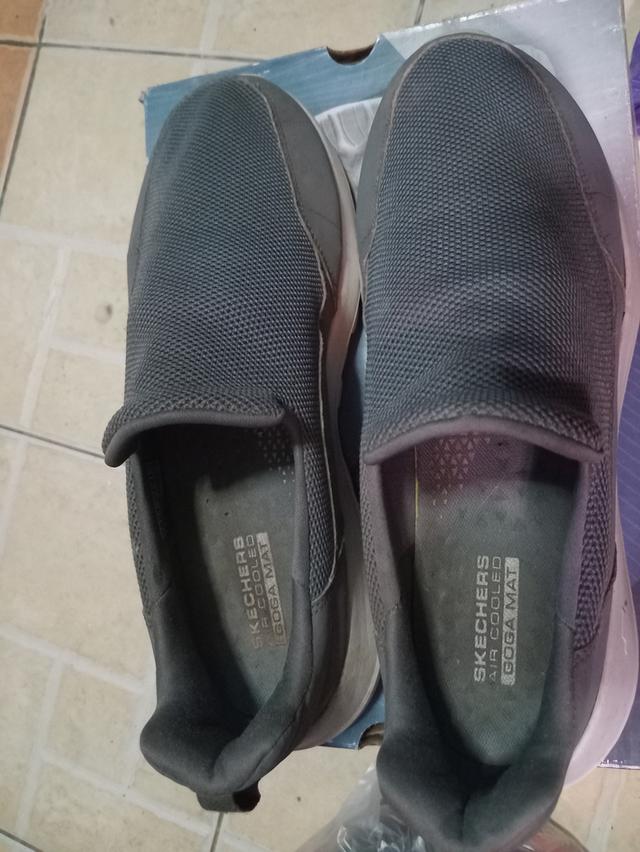 รองเท้า Skechers Go Walk Max Mens Size 9 ความยาววัดจริงประมาณ 31ซม. มือสองนะคะ ซื้อให้แม่ใส่แล้วหลวมไป รูปที่ 3