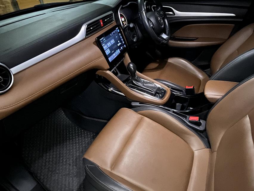 ขาย MG ZS 1.5 D+ ปี 2021 A/T• ปีผลิต : 2020• ปีจดทะเบียน : 2021, สีดำ 12