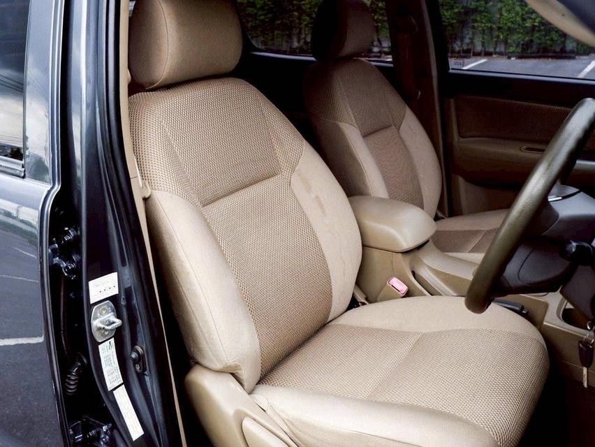 รหัสรถ QT3006 Toyota Vigo 2.5 E Prerunner Double Cab เกียร์ Auto VN Turbo สีเทา ปี2013 12