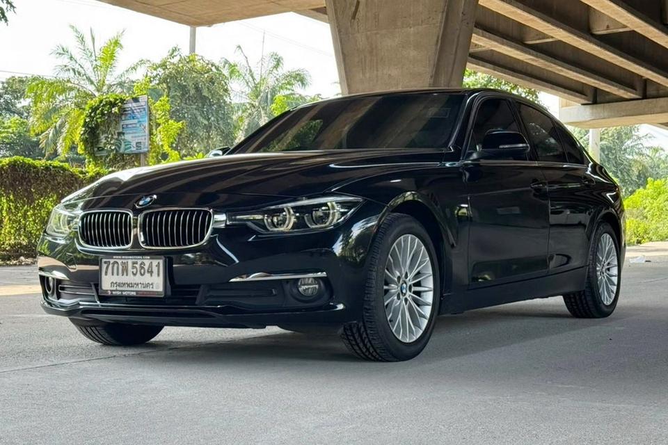 🚗 2018 BMW 320d Sport AT