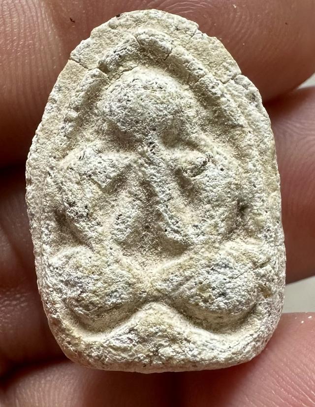 พระปิดตาหลวงพ่อภู วัดต้นสน เนื้อผงพุทธคุณ