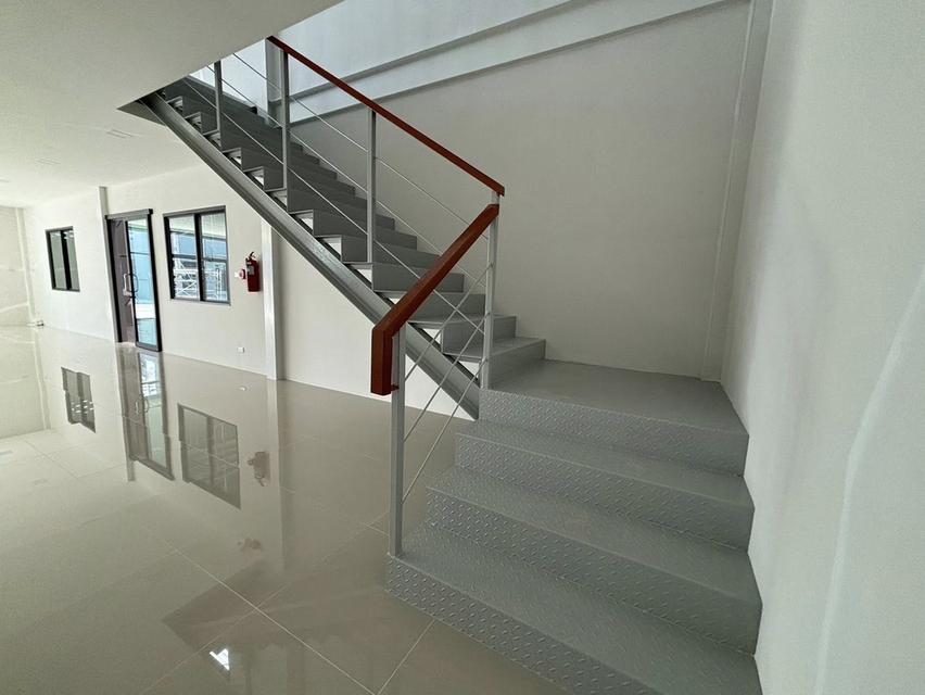 โกดังใหม่ ให้เช่า บางนา เทพารักษ์ กม.25  โครงการ Prime Estate (ไพร์ม เอสเตท) 9