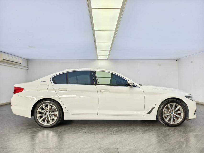 BMW 530e Elite Plug-in Hybrid 2019