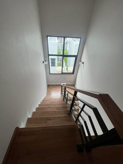 ให้เช่าบ้านเดี่ยว 2 ชั้น 52 ตรว. CENTRO ดอนเมือง-แจ้งวัฒนะ ใกล้ทางด่วน ศรีสมาน 6