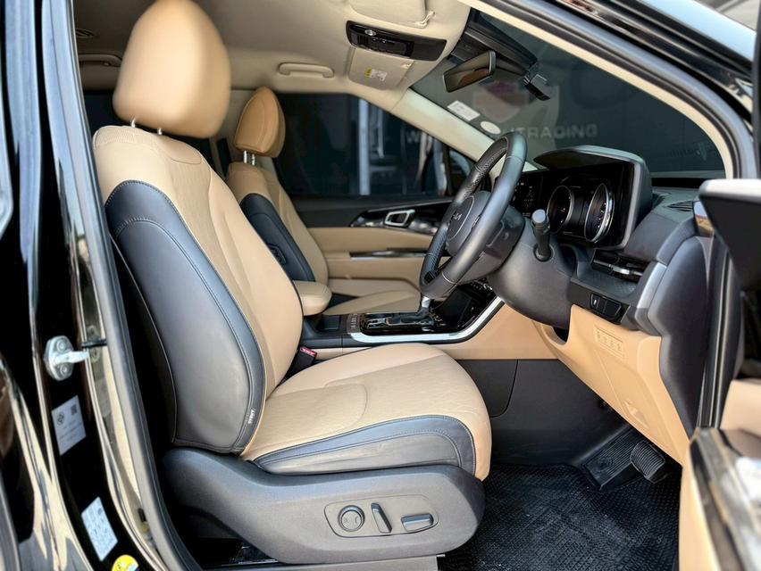 ปี 2022 KIA GRAND CARNIVAL, 2.2 EXโฉม ปี21-ปัจจุบัน สีดำ เครื่องยนต์ดีเซล รูปที่ 9