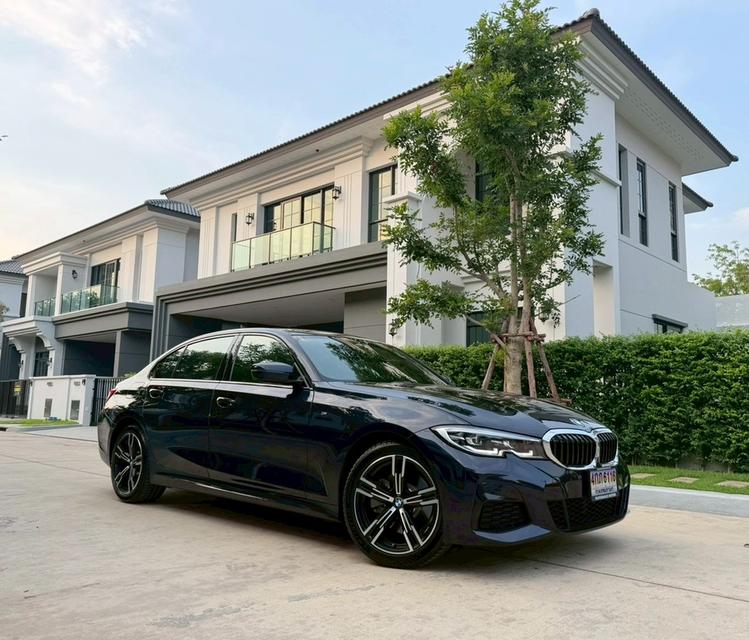 BMW 330Li M Sport ปี 2022Mileage 50,000 Km. (สี Carbon black ดำประกายน้ำเงิน) รูปที่ 3