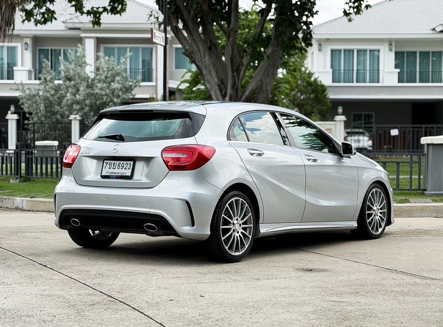 รหัสรถ AVA6923 🌟 Benz A180 W176 ปี 2015 ตัว AMG Top รูปย่อยที่ 4