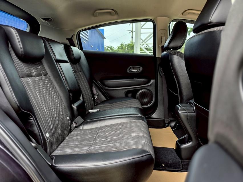 รหัสรถ CBLX9930 🚙 HONDA HR-V 1.8 S i-VTEC ปี 2015 (จด 2016) 🚙 10