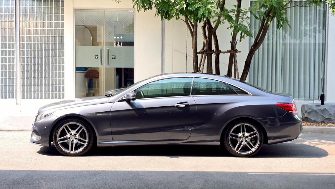 Benz E200 Coupe Amg ปี 2014 สีเทา มือเดียว ไมล์น้อยมาก รูปที่ 19