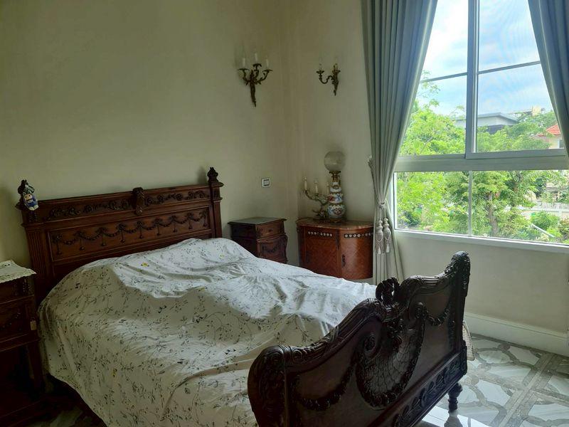 ให้เช่าบ้านหรูลาดพร้าว 124 พร้อมสระว่ายน้ำ 256 ตรวา ราคาดีทำเลดีติดต่อผึ้งรติ โทร 061-9419-639 8