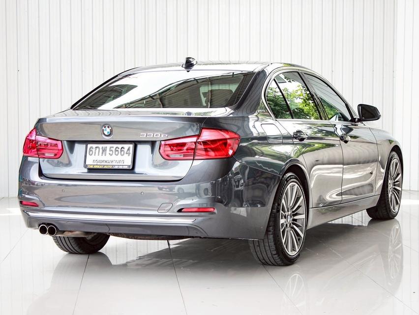 BMW SERIES3, 330e LUXURY (LCI)ปี 2017 โฉม F30 ปี12-20 รูปที่ 4
