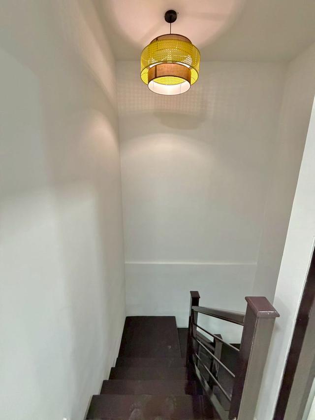 พฤกษา45 ถนนวัดลาดปลาดุกทาวน์เฮ้าส์ 2 ชั้น  หลังมุม ตกแต่งใหม่พร้อมอยู่  มีพื้นที่ข้างบ้าน พร้อมระเบียงด้านหน้า 12