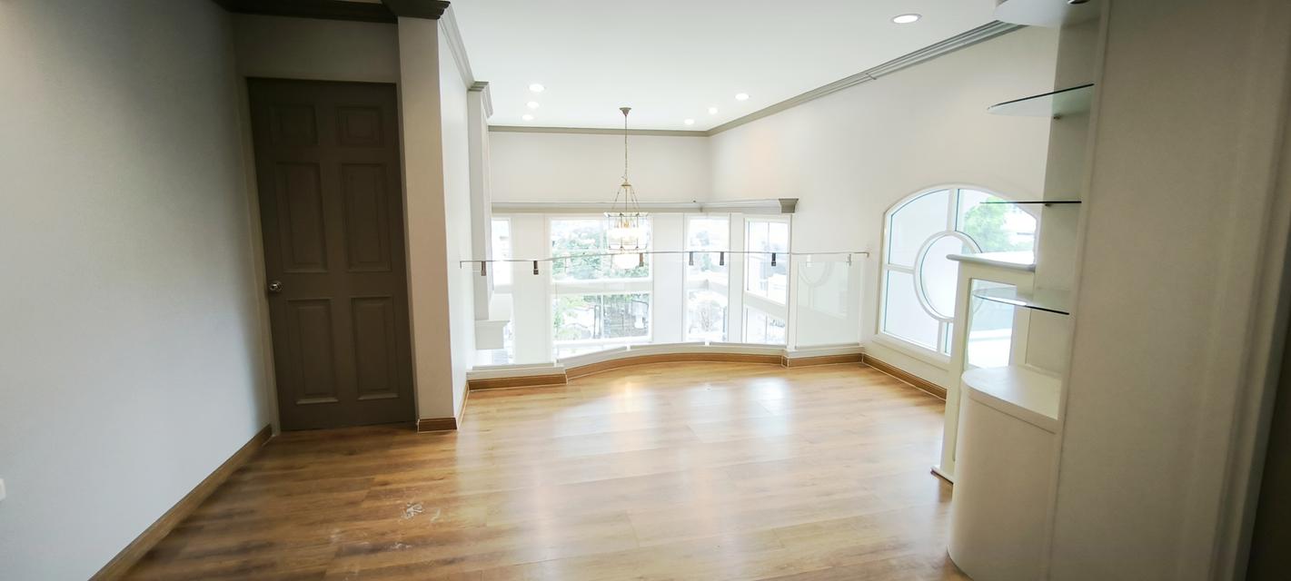 ขายบ้านเดี่ยวหรูหมู่บ้าน the city ปิ่นเกล้า 13