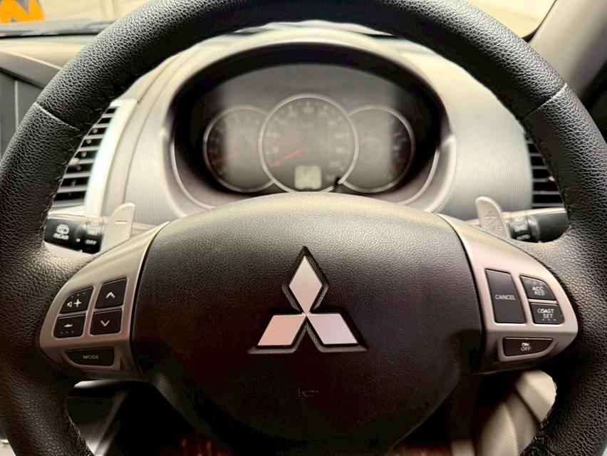 MITSUBISHI PAJERO SPORT 3.0 V6 TOP ปี 2013 สีดำ แก๊สLPG 8