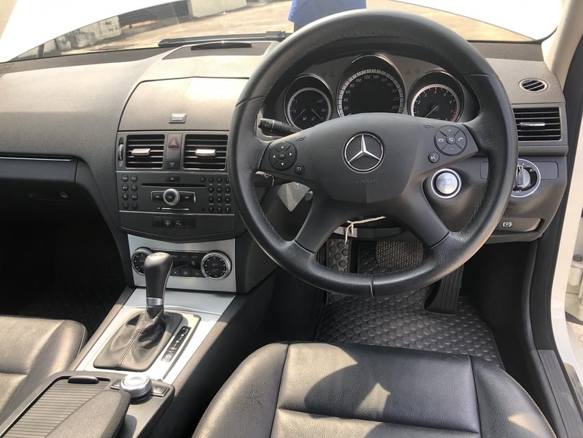 รถยนต์ Mercedes Benz c 250 รูปที่ 9