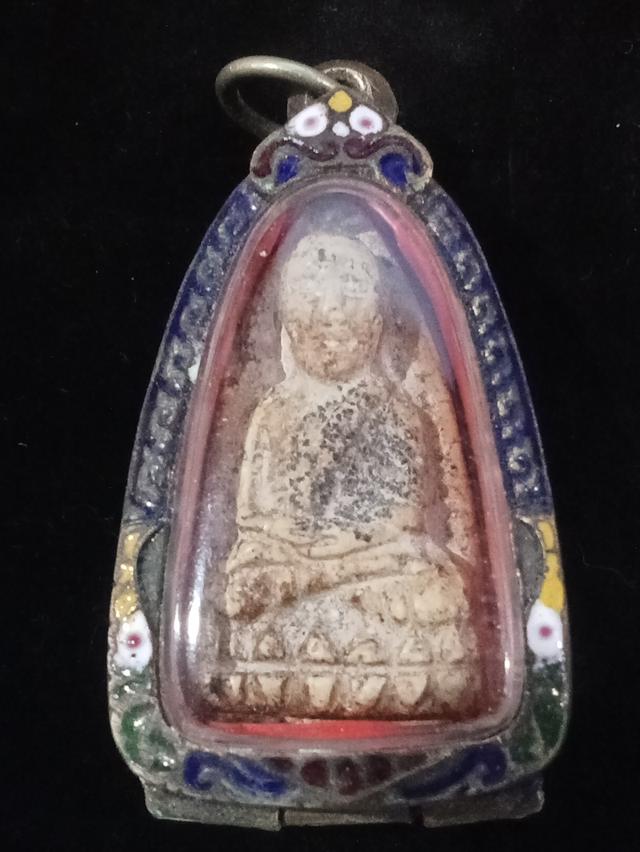 หลวงปู่ทวดเนื้อขาววัดปราสาท