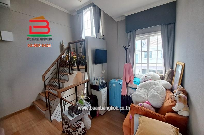 บ้านเดี่ยว หมู่บ้าน โกลเด้น นีโอ2 ลาดพร้าว-เกษตรนวมินทร์ เนื้อที่ 41.5 ตรว. ถนนรามอินทรา แขวงคลองกุ่ม เขตบึงกุ่ม กรุงเทพ 5