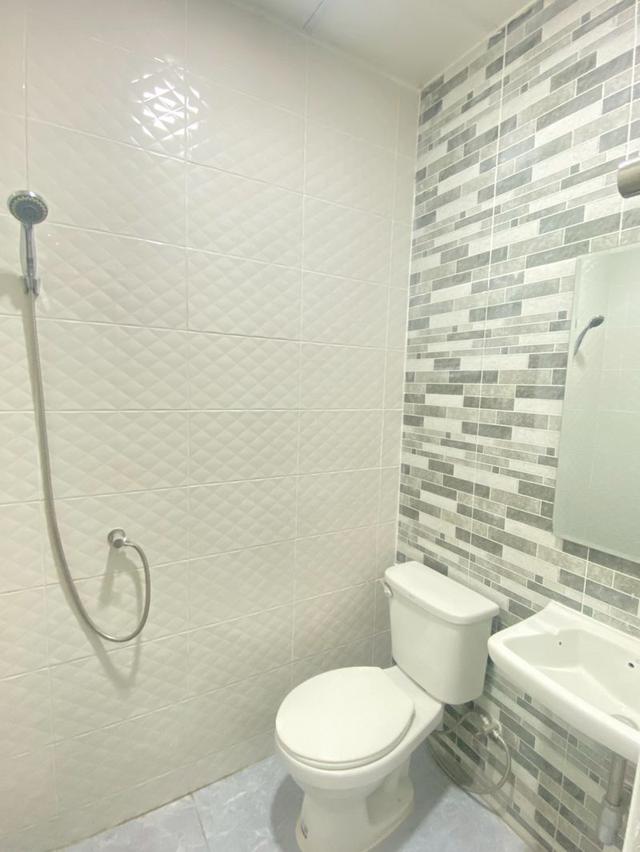 ขาย :ทาวน์เฮาส์ 2 ชั้น, เนื้อที่ 16 ตรว. หมู่บ้านเลิศอุบล วัชรพล ถนนร่วมมิตรพัฒนา แขวงท่าแร้ง เขตบางเขน จังหวัดกรุงเทพมหานคร ( 12