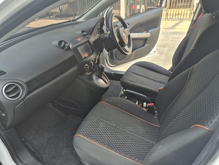 ขายรถยนต์Mazda 2 ปีคศ 2014 เจ้าของผู้หญิงขับคนเดียวมาโดยตลอด รูปที่ 11