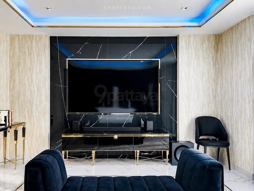 For Sale — Luxury Pool Villa at Siam Royal View PattayaLuxury pool villa for sale at Siam Royal View Pattaya, one of Pattaya’s high-end residential 8