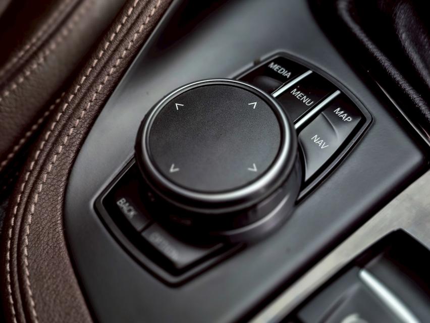 รหัสรถ CBLX895 BMW X1 Sdrive18d X-LINE 2.0 ดีเซล 2019 8
