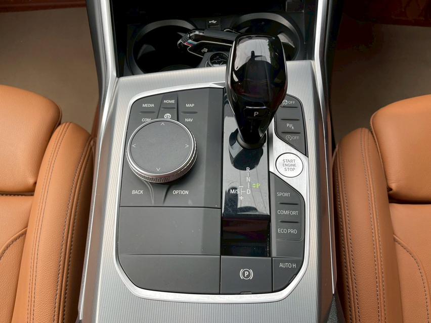 ขาย BMW 320d Msport ปี21 10