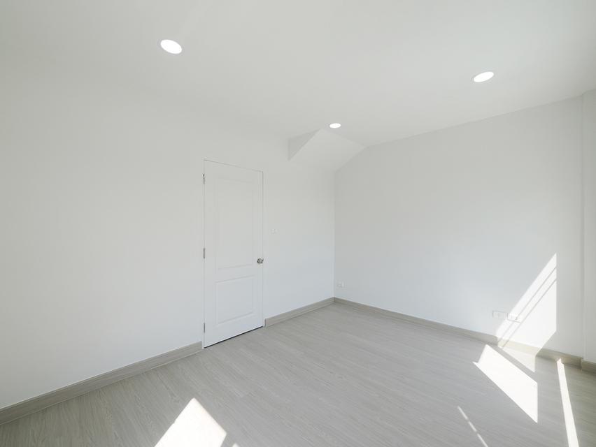 ขายทาวน์โฮม 3 ชั้น บ้านกลางเมือง 21.1 ตร.ว. 3นอน 3น้ำ [พระราม 9 - รามคำแหง] ขาย 3.48ล้าน 12