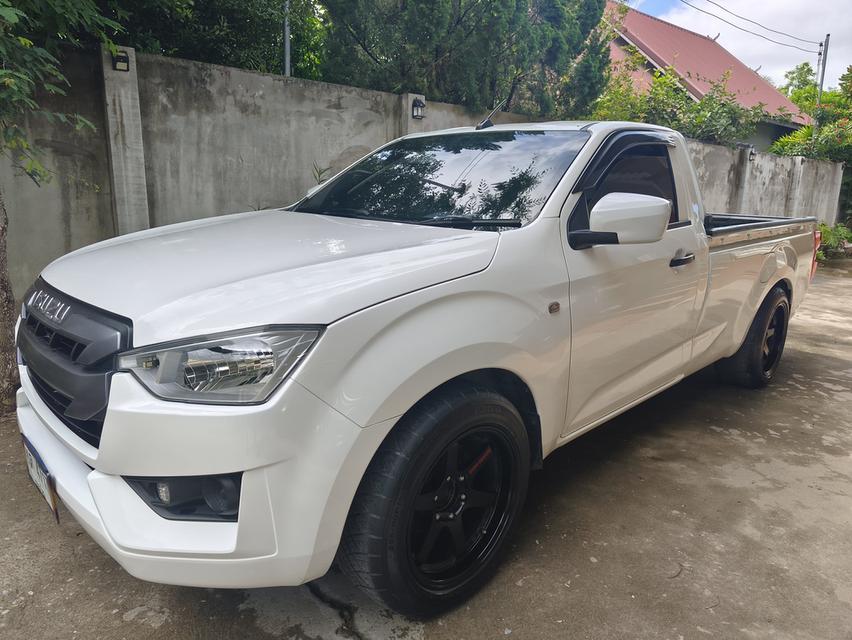 ขาย isuzu d-max สีขาวสวยๆ