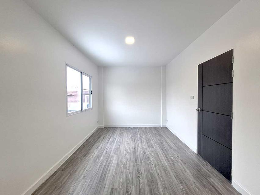 ขาย ทาวน์โฮม หมู่บ้าน เดอะทาวน์ พระราม 5 - นครอินทร์ 15