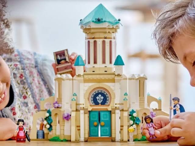 LEGO รุ่น Disney Princess King Magnifico’s Castle Building Toy Set 2
