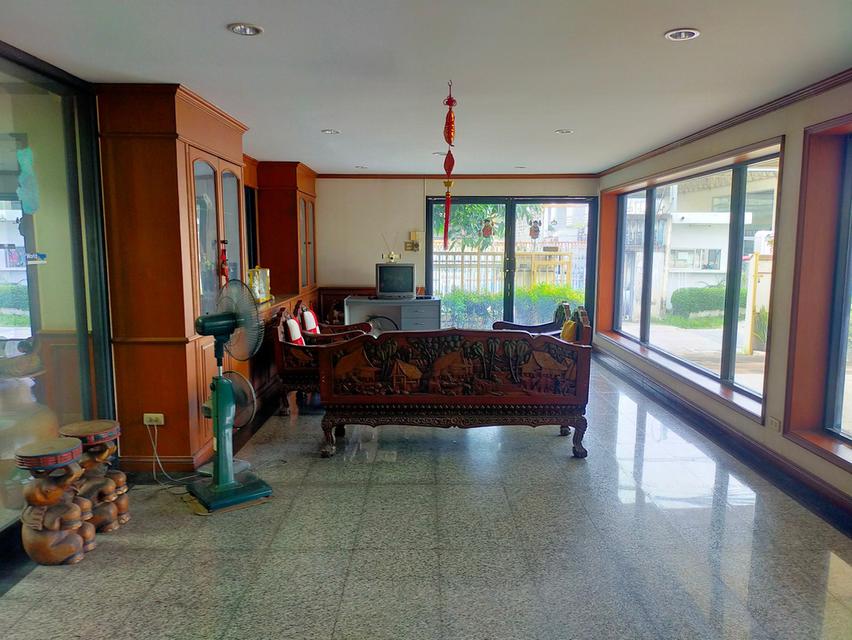 ขายบ้านเดี่ยว 2 ชั้น เนื้อที่ 101 ตร.ว. ซอยรัชดา-ท่าพระ 1 ทำเลดี ใกล้ BTS ตลาดพลู และเดอะมอลล์ ท่าพระ 11