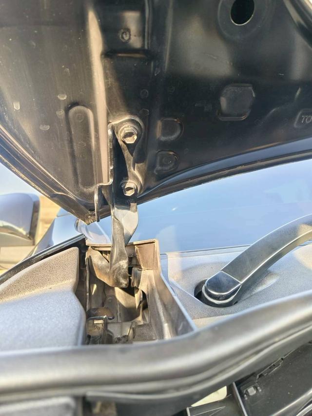 TOYOTA FORTUNER 2.4 V 4WD ปี 2019  18