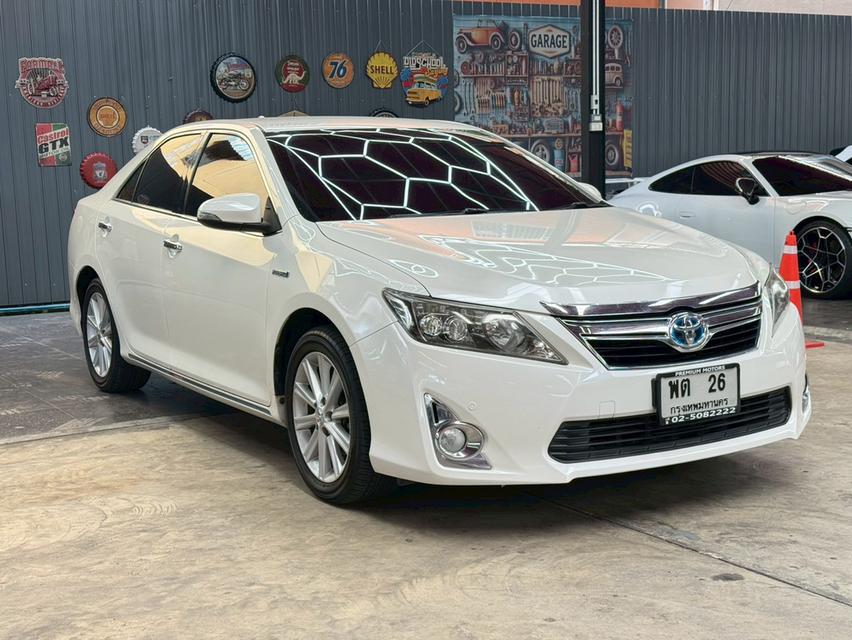 TOYOTA CAMRY 2.5HV DVD ปี 2013 เดิมๆทั้งคัน พาช่างมาตรวจเช็คได้เลย-บุ๊คครบ เช็คศูนย์ทุกระยะ 6