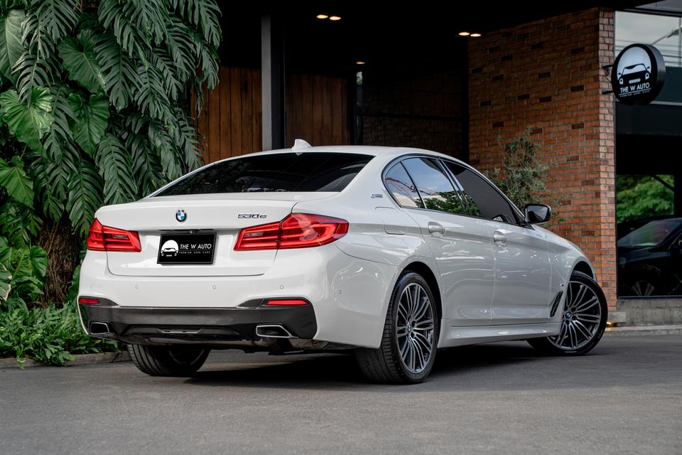 BMW 530e M Sport Plug-in Hybrid ปี 2019 🚨𝐁𝐌𝐖 𝟓𝟑𝟎𝐞 เข้าใหม่! วิ่งน้อย 63,xxx km.เท่านั้นน ✨