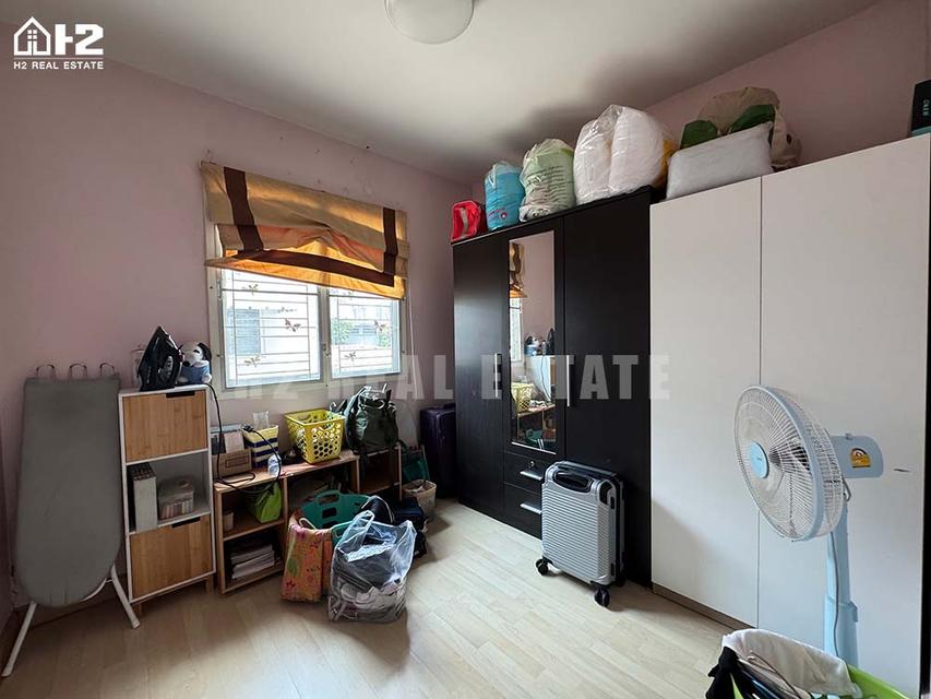 ขายทาวน์เฮ้าส์ หมู่บ้านเดอะคอนเนค แจ้งวัฒนะ2 (The Connect Chaengwattana2) นนทบุรี  อยู่ในเมืองทองธานี ใกล้รถไฟฟ้าสายสีชมพู 6