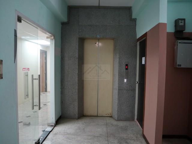 ให้เช่าอาคาร 7 ชั้น 1150 ตรม. พร้อมลิฟท์ ถนนรัชดาภิเษก ติด MRT รัชดาภิเษก เหมาะทำธุรกิจ 7