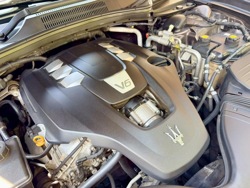 Maserati ghibli 2017 สีน้ำตาล วิ่งน้อย รถสวยราคาดีสุด รูปที่ 17