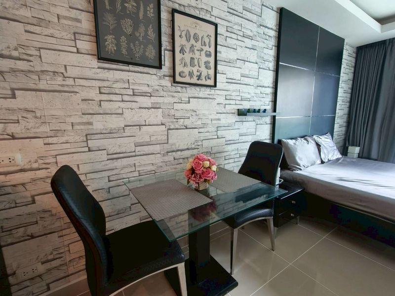 คอนโดทำเลเขาพระตำหนักพัทยา ทำเลดีใกล้ร้านอาหาร มากมาย 2