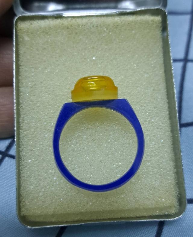 #แหวนหัวน้ำมันเดือด เป็นพลาสติกแบบนี้เป็นแหวนยุคแรกๆของหลวงปู่ครับ #ถือว่าเป็นวัตถุมงคลหรือเครื่องรางอีกรุ่นที่ได้รับความนิยมและมีประสบการณ์