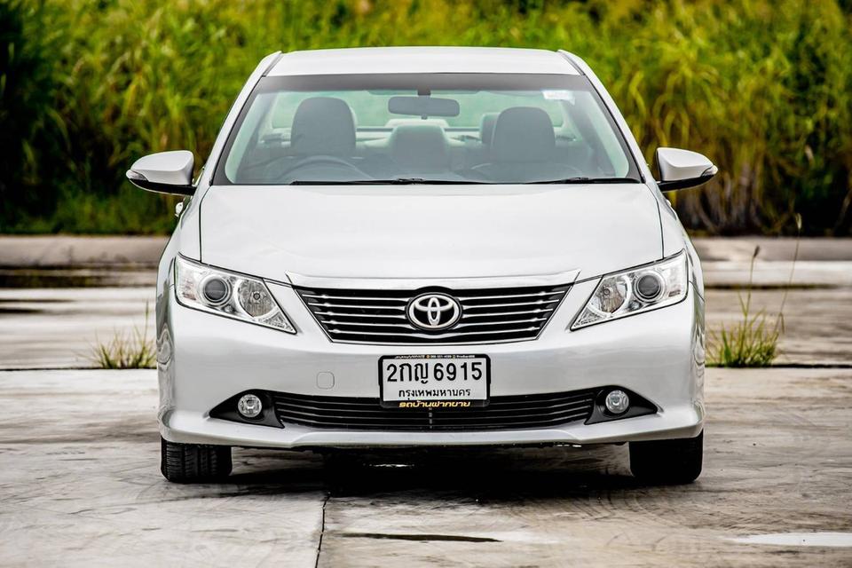 Toyota Camry 2.0G ปี 2013 สีบรอนซ์ มือเดียวป้ายแดง 3