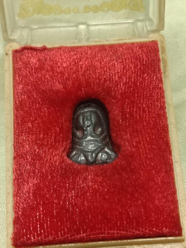 พระเครื่อง รวมพระเครื่องมากมาย 9